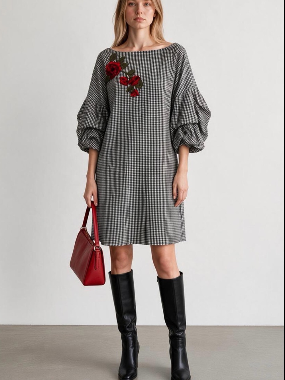 Embroidered Puff-Sleeve Gingham Shift Dress in Black & White size large